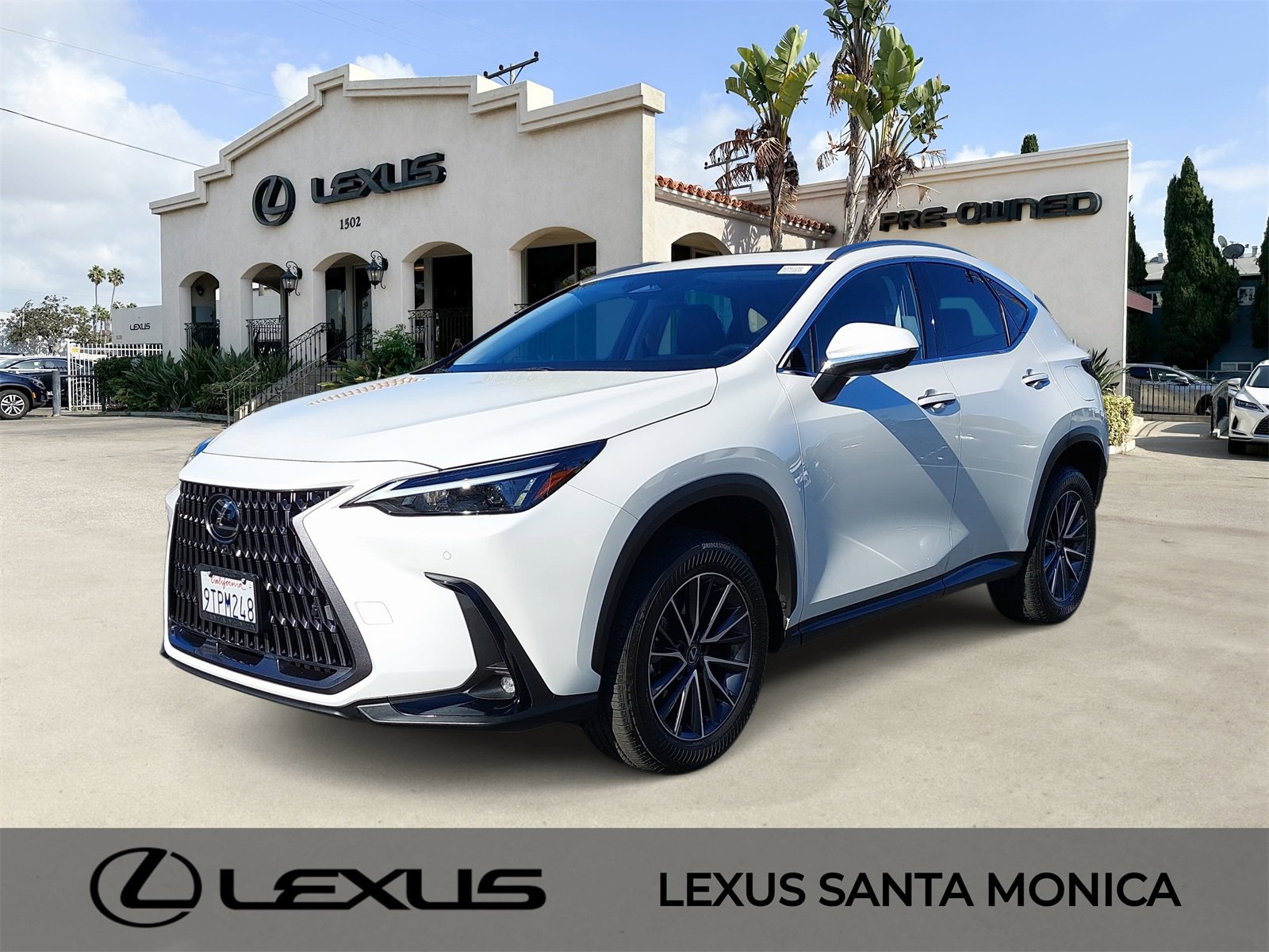 Used 2025 Lexus NX 350h AWD w/ Premium Package image 1