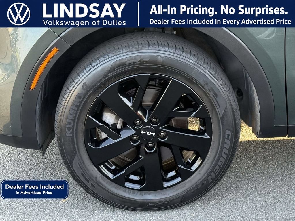 Used 2022 Kia Sorento S w/ Panoramic Sunroof Package AWD/4WD image 9
