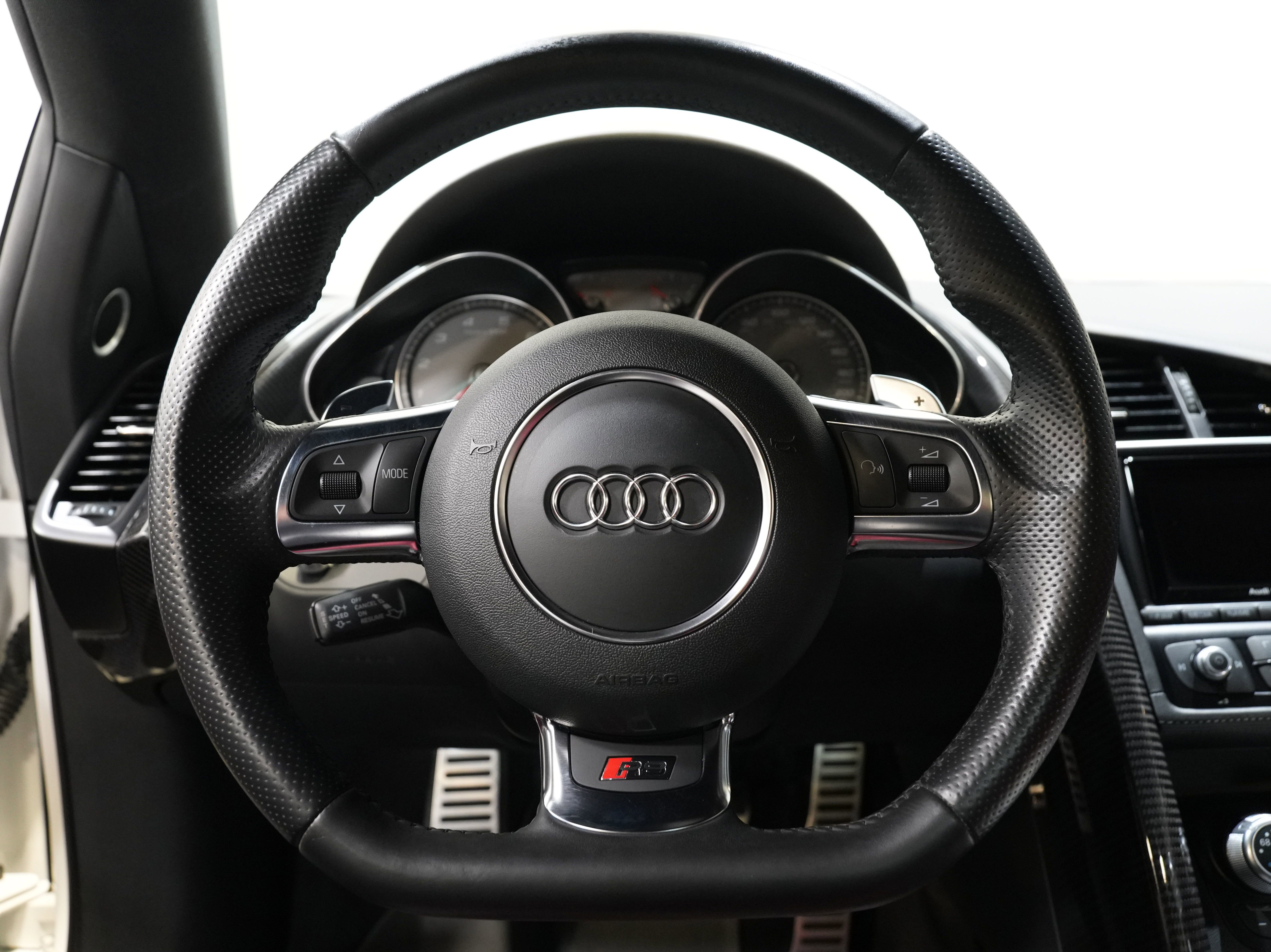 Used 2014 Audi R8 V8 image 32