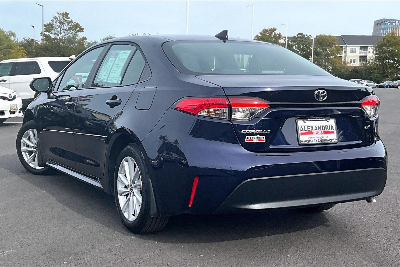 Used 2026 Toyota Corolla LE w/ LE Premium Package FWD image 11