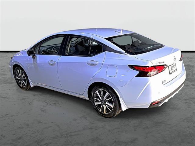 Used 2025 Nissan Versa SV w/ Trunk Package FWD image 2