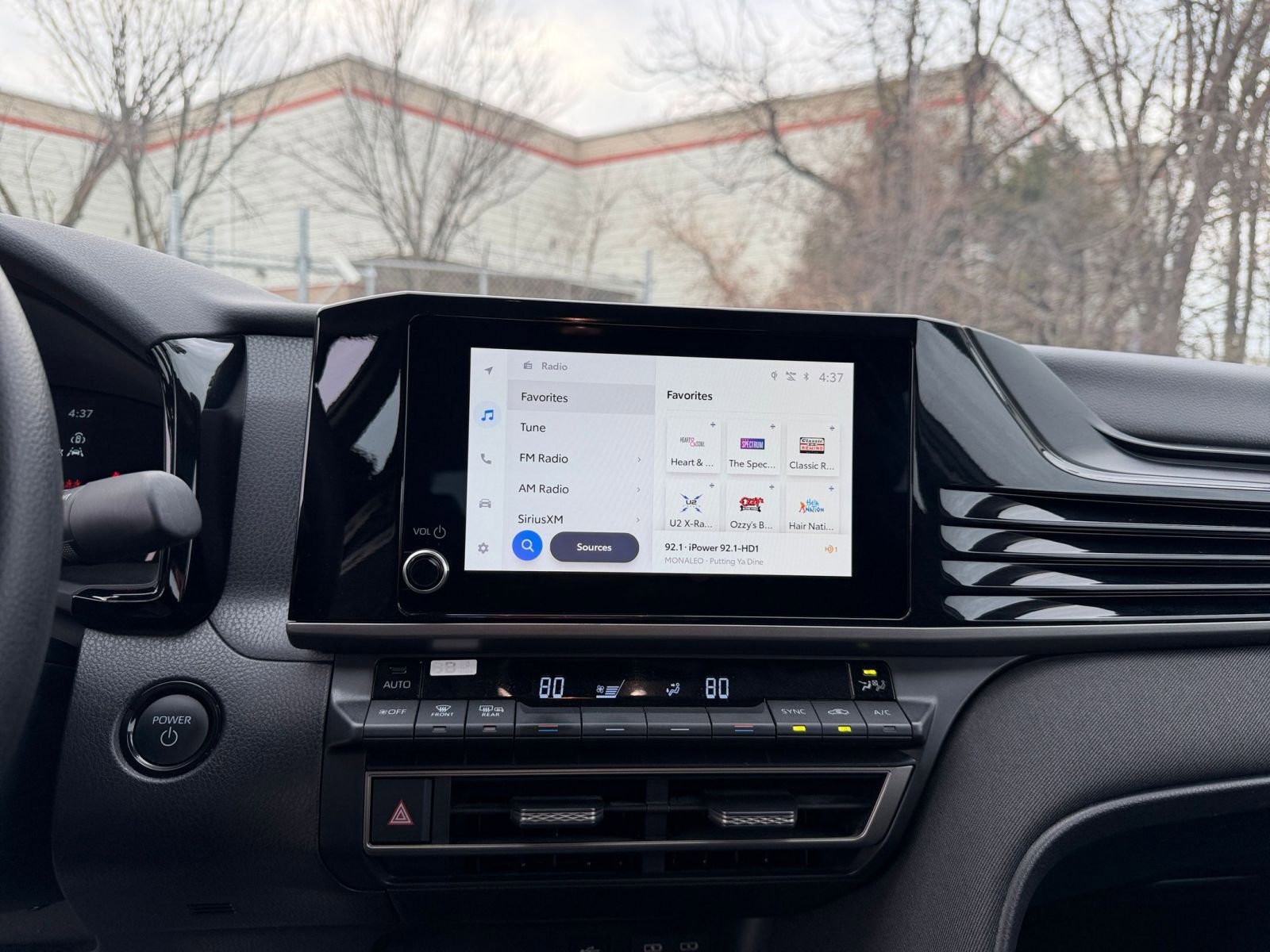 Used 2025 Toyota Camry LE image 18