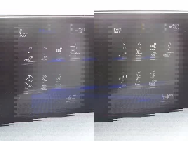 Used 2021 Lexus UX 250h w/ Premium Package image 23