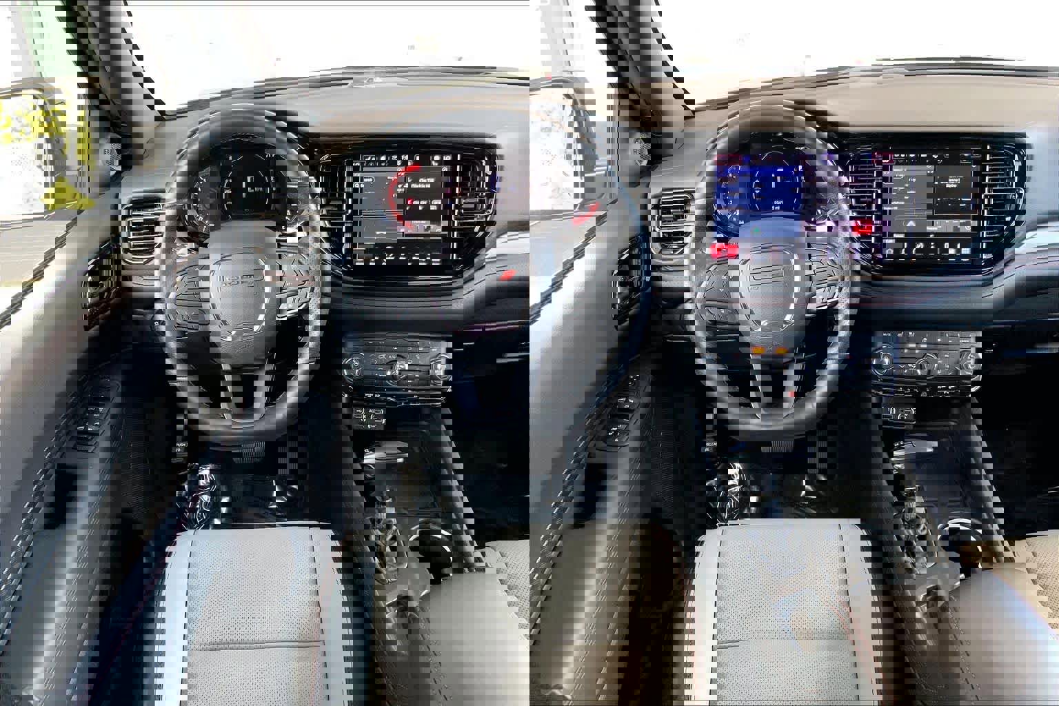 Used 2023 Dodge Durango R/T image 5