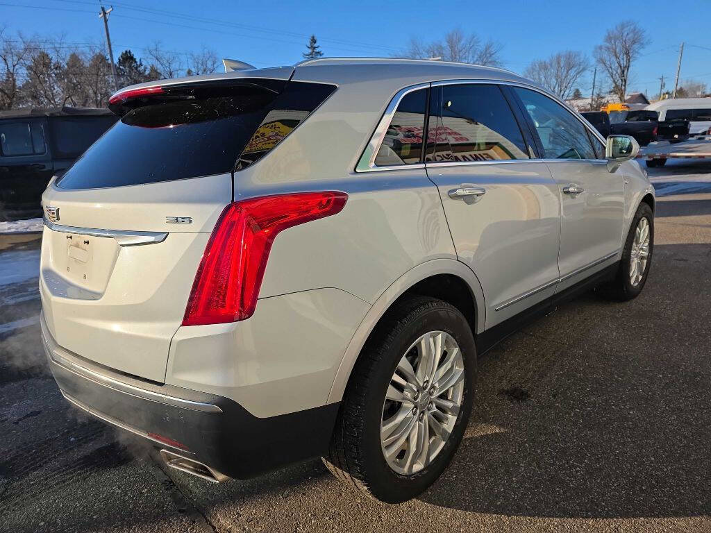 Used 2017 Cadillac XT5 Premium Luxury image 5