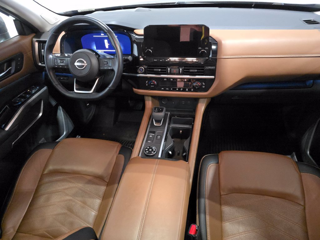 Used 2023 Nissan Pathfinder Platinum AWD/4WD image 30