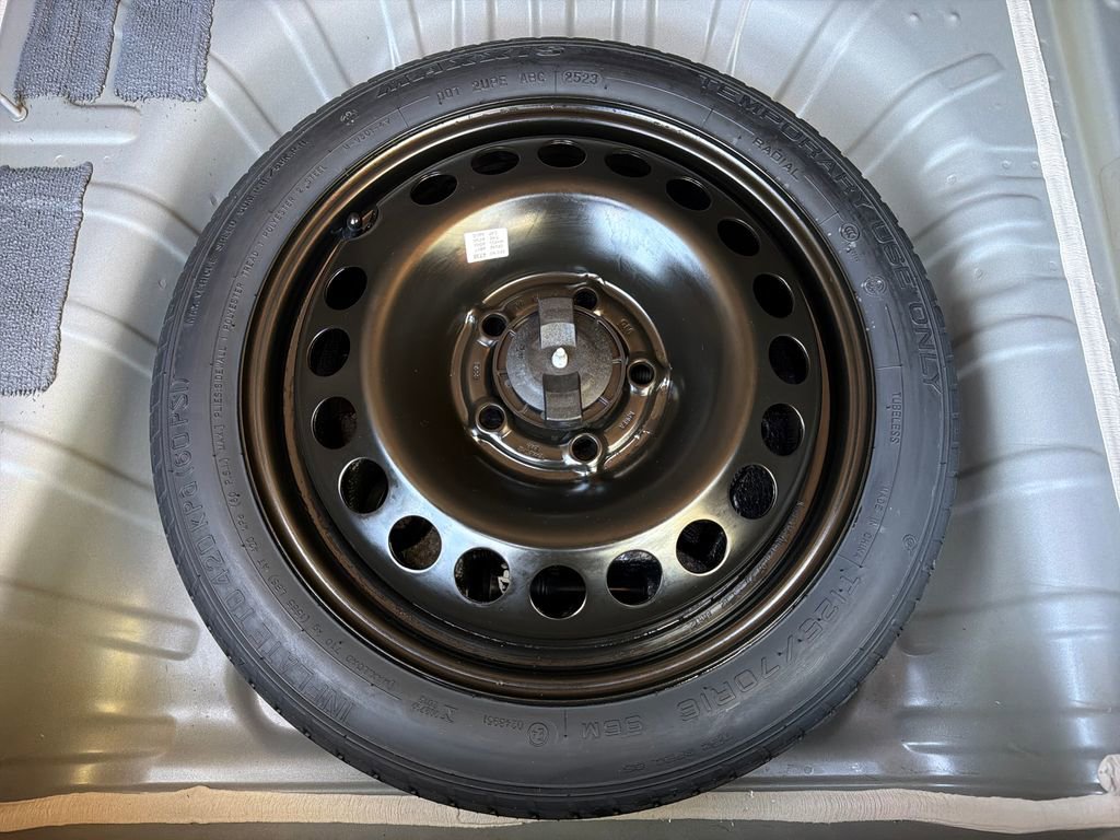 Used 2024 Chevrolet Trax ACTIV w/ Sunroof Package image 33