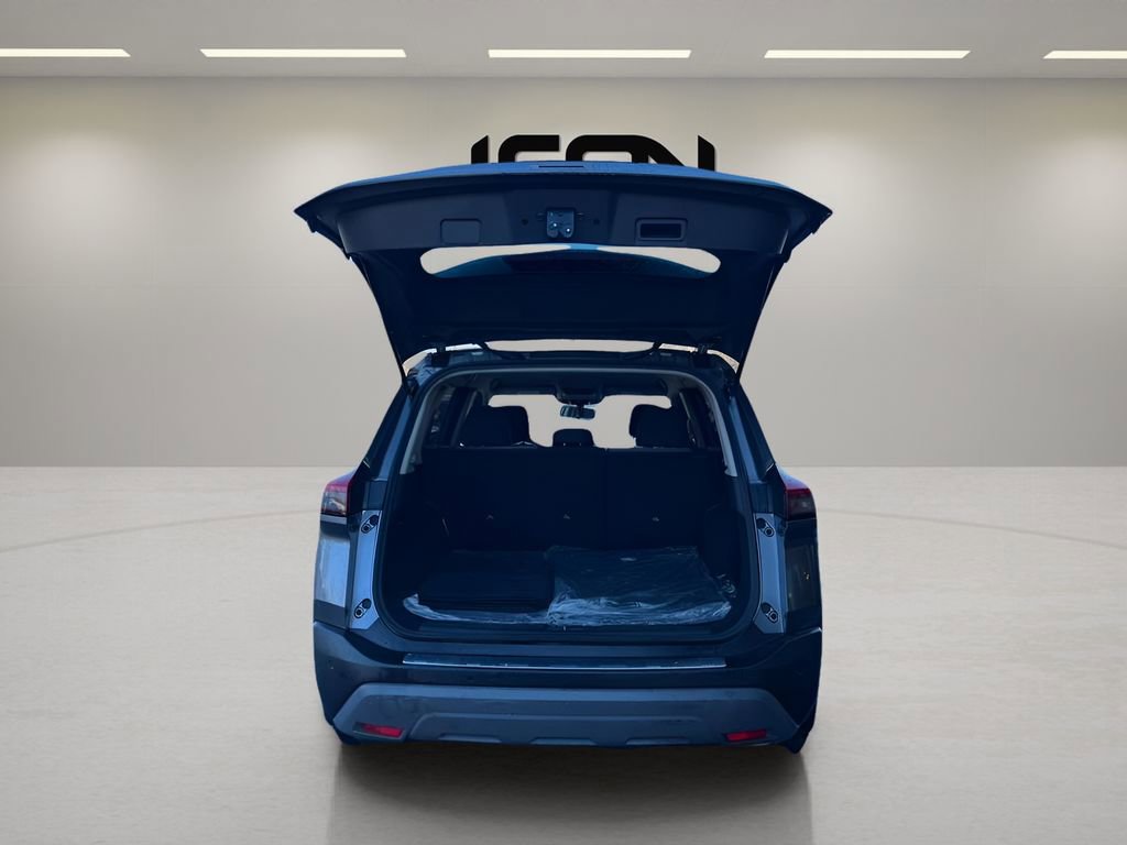 Used 2023 Nissan Rogue SV image 24