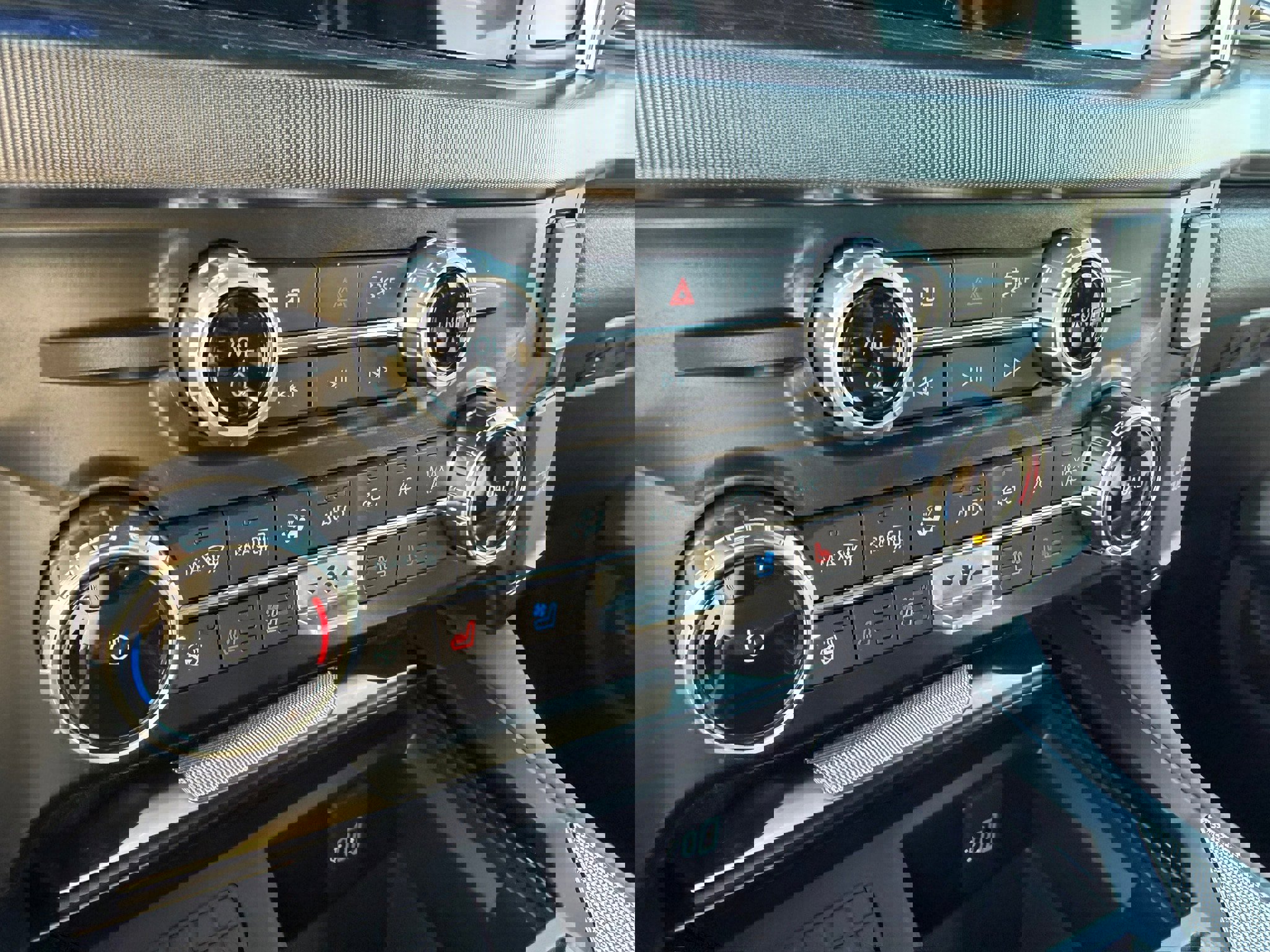 New 2025 Ford F250 Platinum image 26