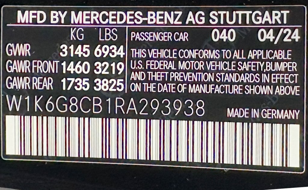 Used 2024 Mercedes-Benz S 63 AMG S w/ Carbon Fiber Exterior Package image 42