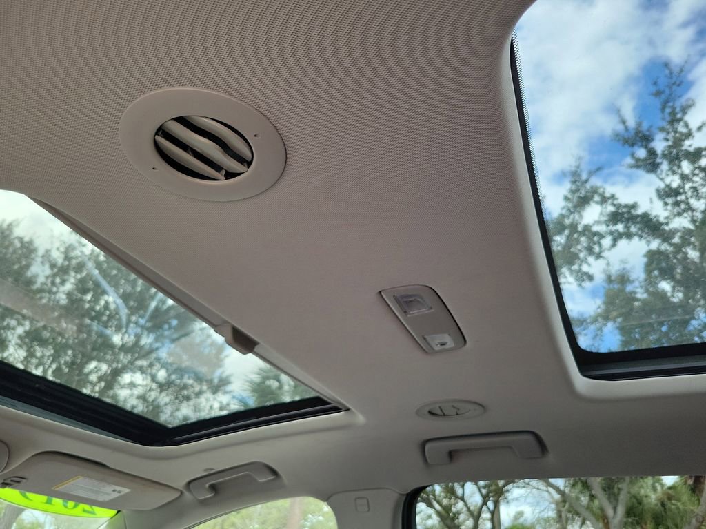 Used 2019 Buick Enclave Avenir image 19
