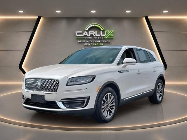 Used 2019 Lincoln Nautilus Select AWD/4WD image 3