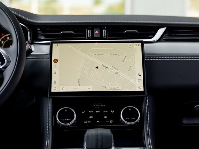 New 2026 Jaguar F-PACE R-Dynamic S AWD/4WD image 18