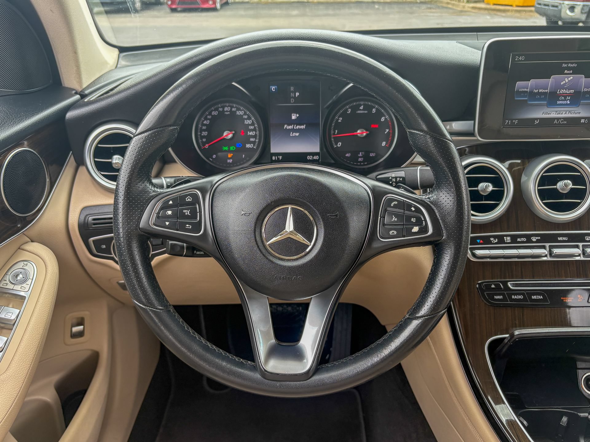 Used 2017 Mercedes-Benz GLC 300 image 27
