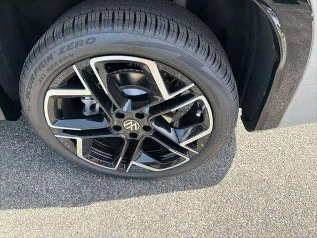 New 2026 Volkswagen Tiguan SEL R-Line image 10