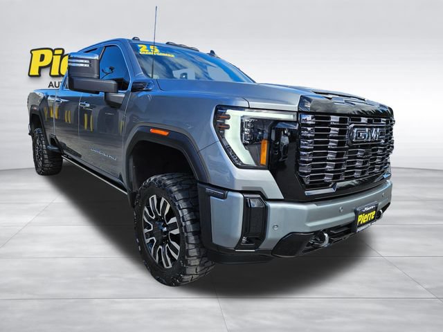 Used 2025 GMC Sierra 2500 Denali Ultimate w/ Max Trailering Package AWD/4WD image 8