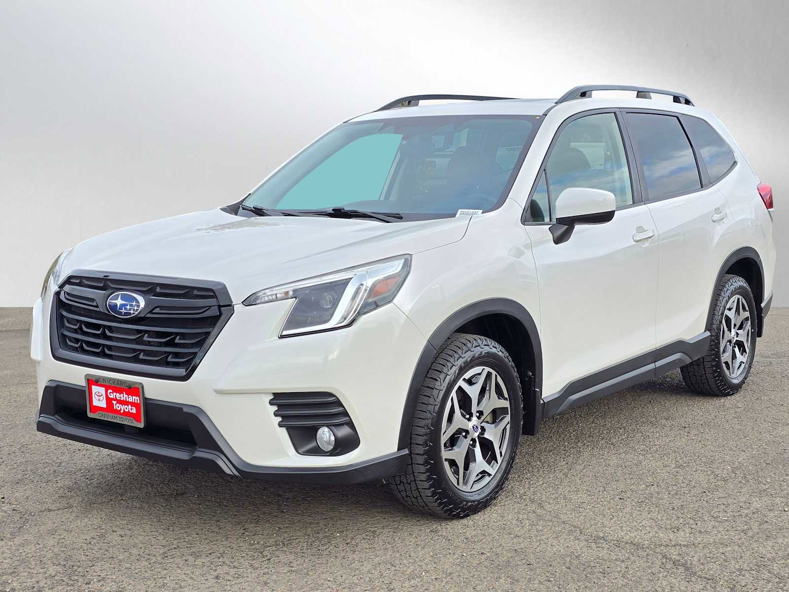 Used 2023 Subaru Forester Premium image 9