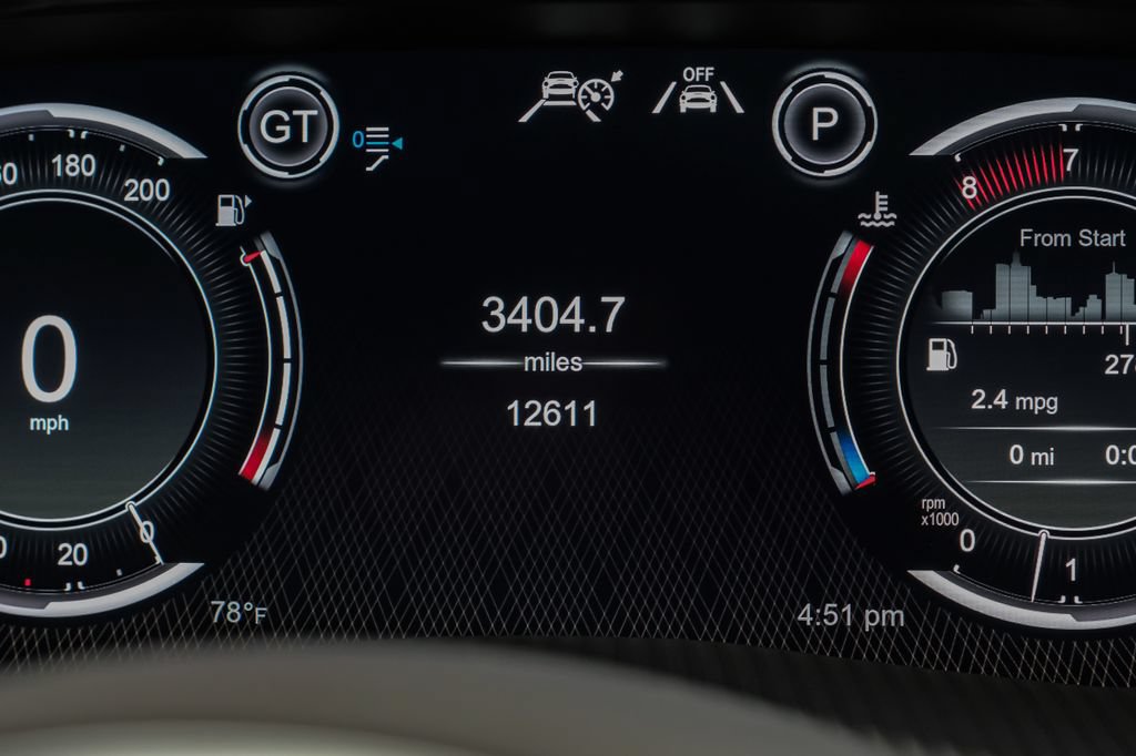 Used 2023 Aston Martin DBX 707 AWD/4WD image 24