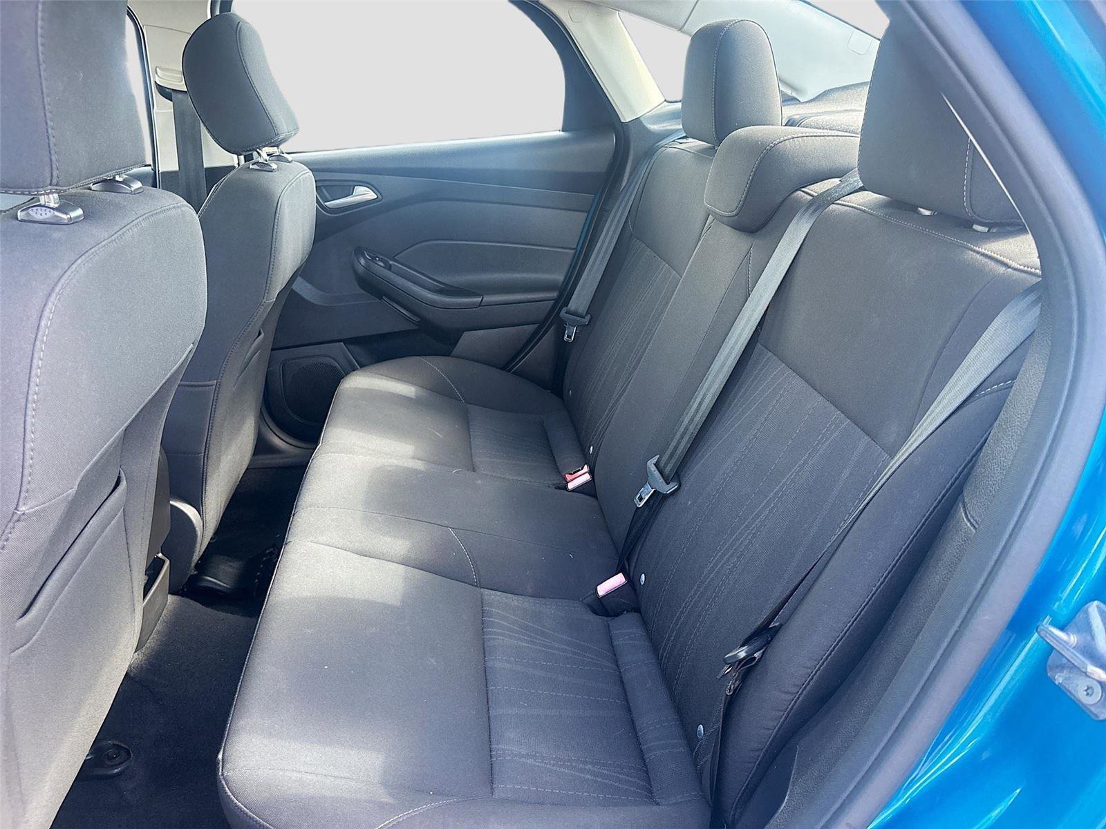 Used 2016 Ford Focus SE image 25