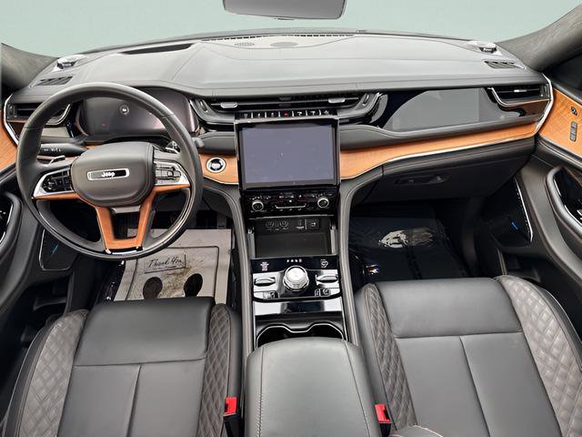 Certified 2024 Jeep Grand Cherokee Summit AWD/4WD image 20