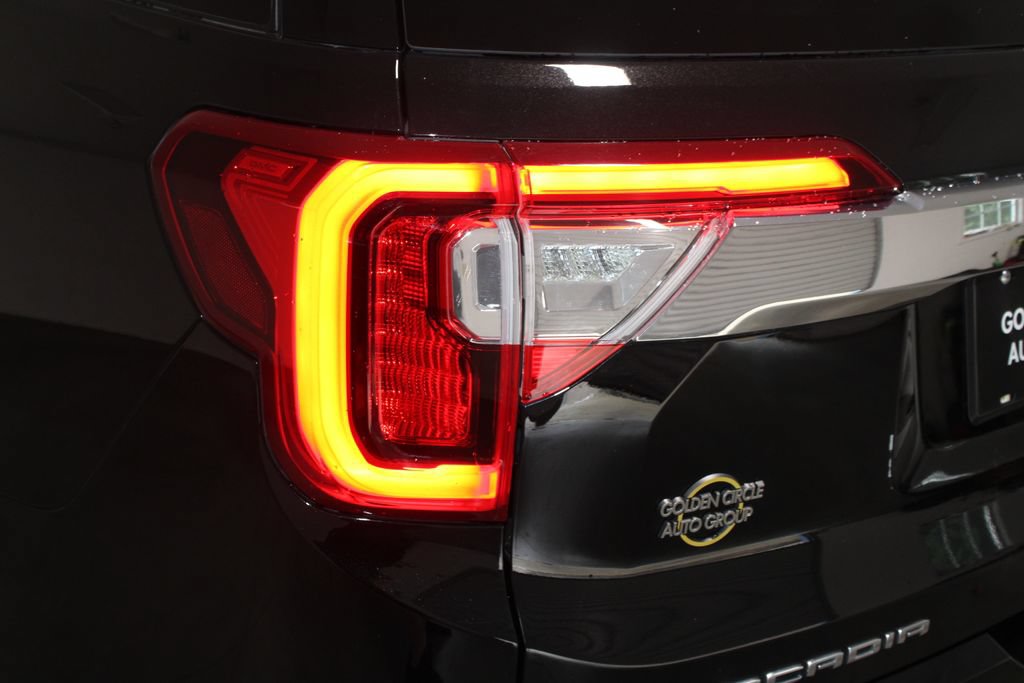 Used 2021 GMC Acadia Denali w/ Denali Technology Package FWD image 60