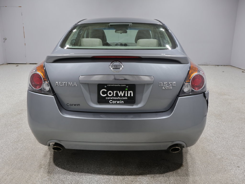 Used 2008 Nissan Altima 3.5 SE w/ Sport Pkg FWD image 16