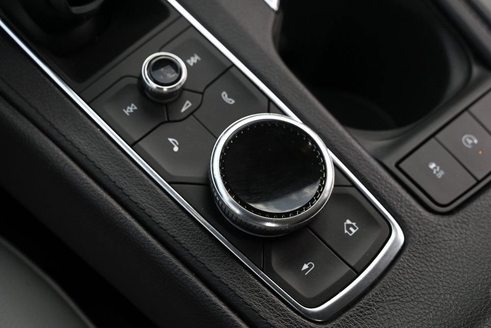 Used 2021 Cadillac XT4 Luxury image 32