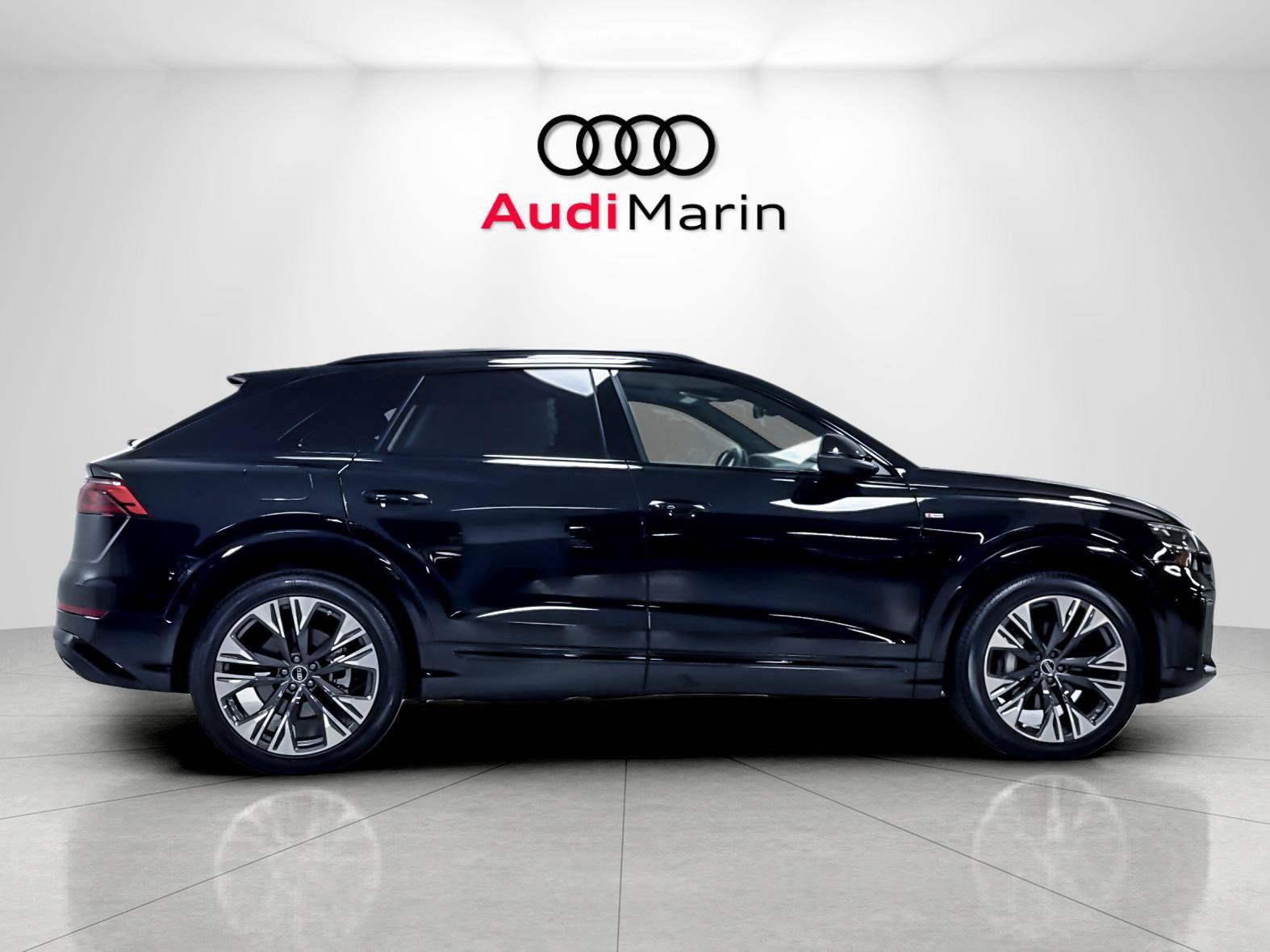Certified 2026 Audi Q8 Prestige AWD/4WD image 6