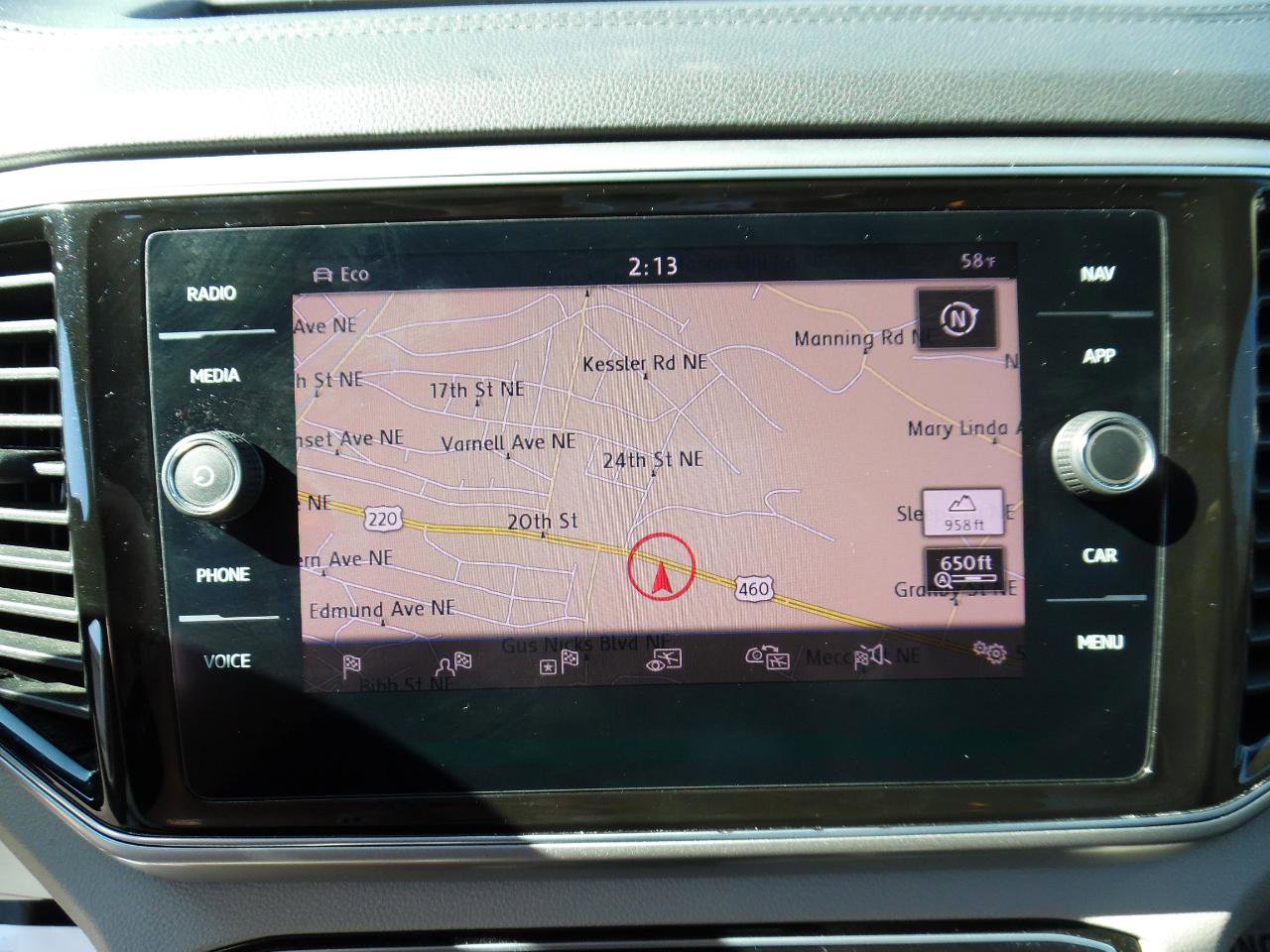 Used 2019 Volkswagen Atlas SEL image 18