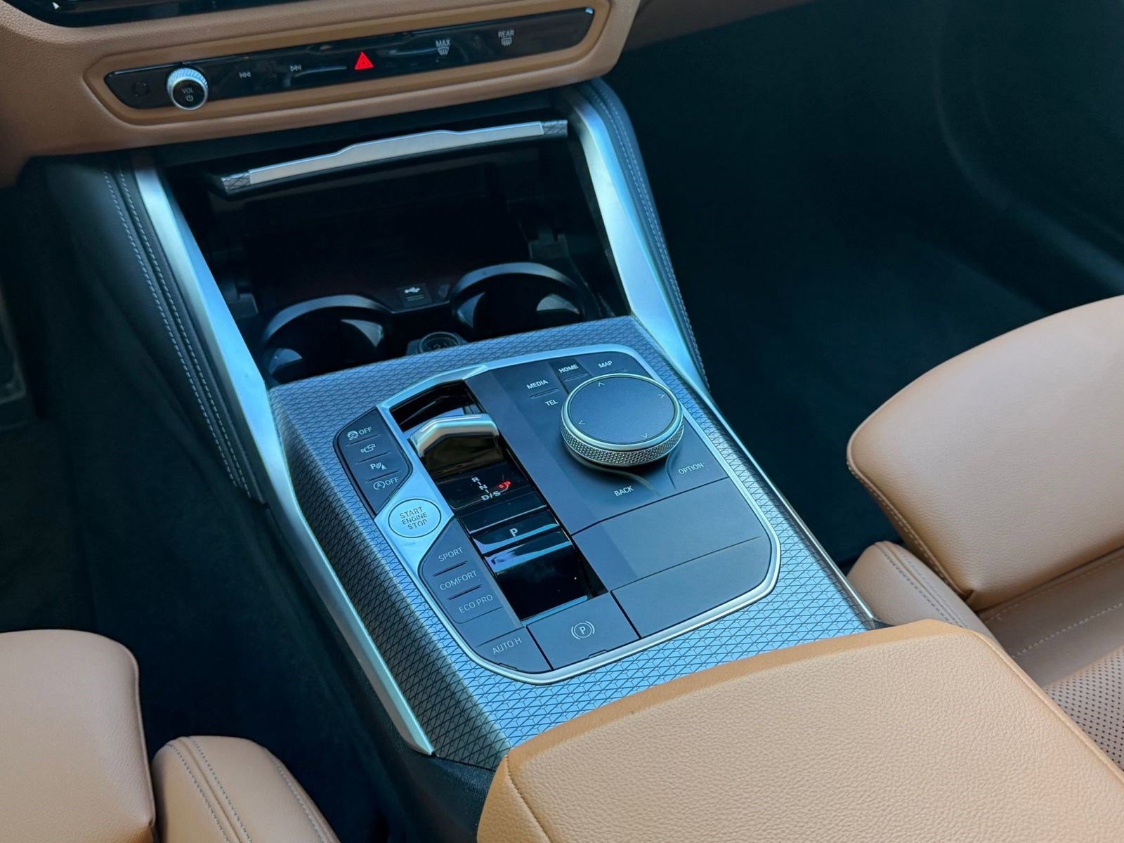 Certified 2025 BMW M440i image 18