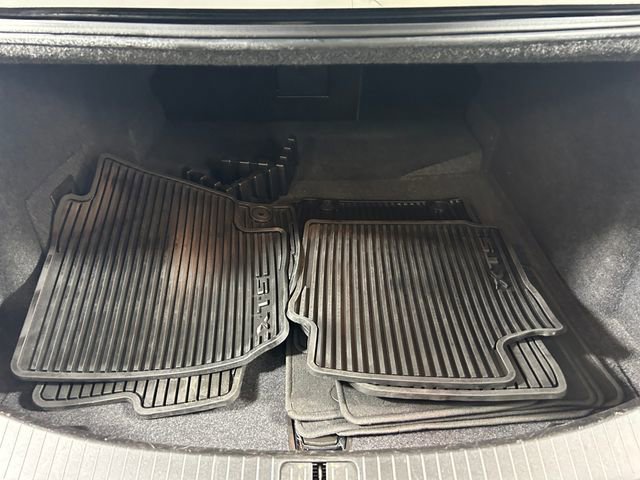 Used 2015 Cadillac XTS image 26