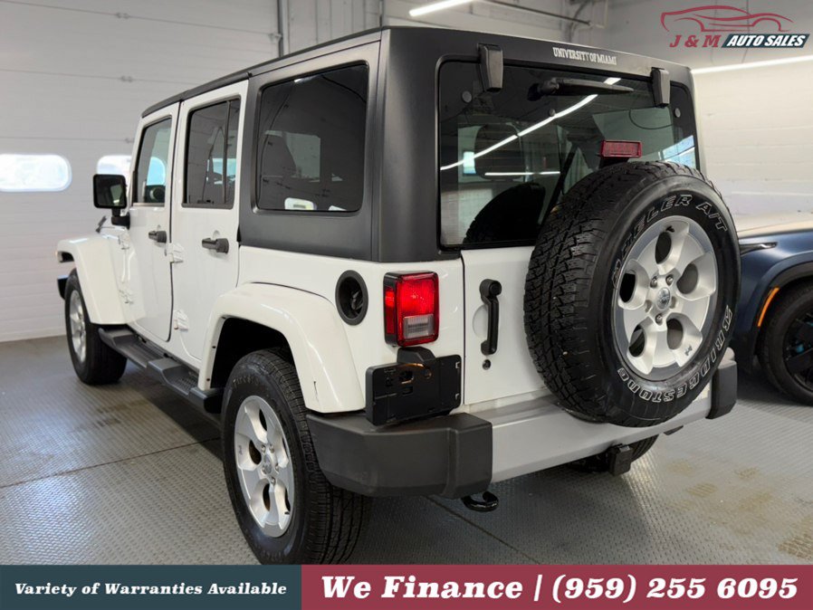 Used 2015 Jeep Wrangler Unlimited Sahara w/ Dual Top Group AWD/4WD image 10