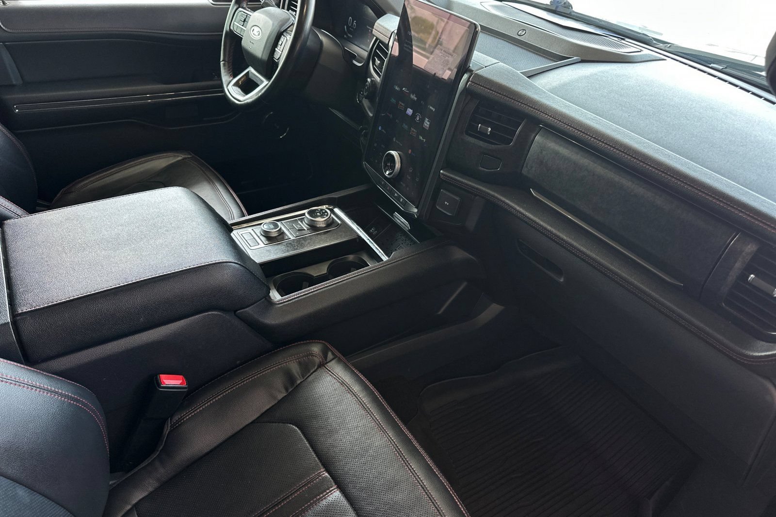 Certified 2022 Ford Expedition Limited AWD/4WD image 16