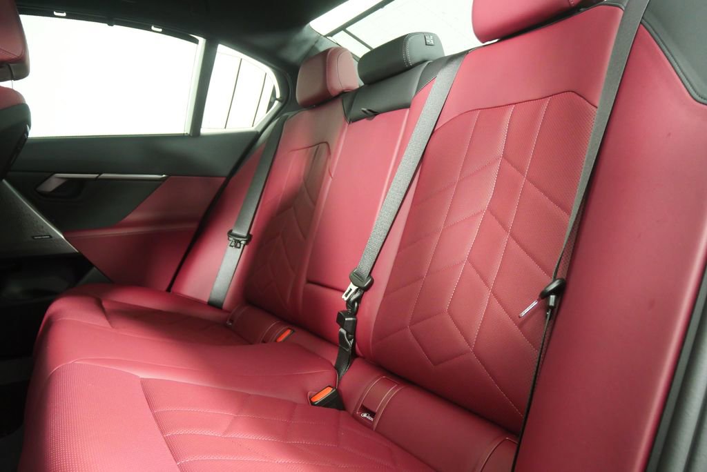 Certified 2025 BMW 540i xDrive 540i xDrive image 16