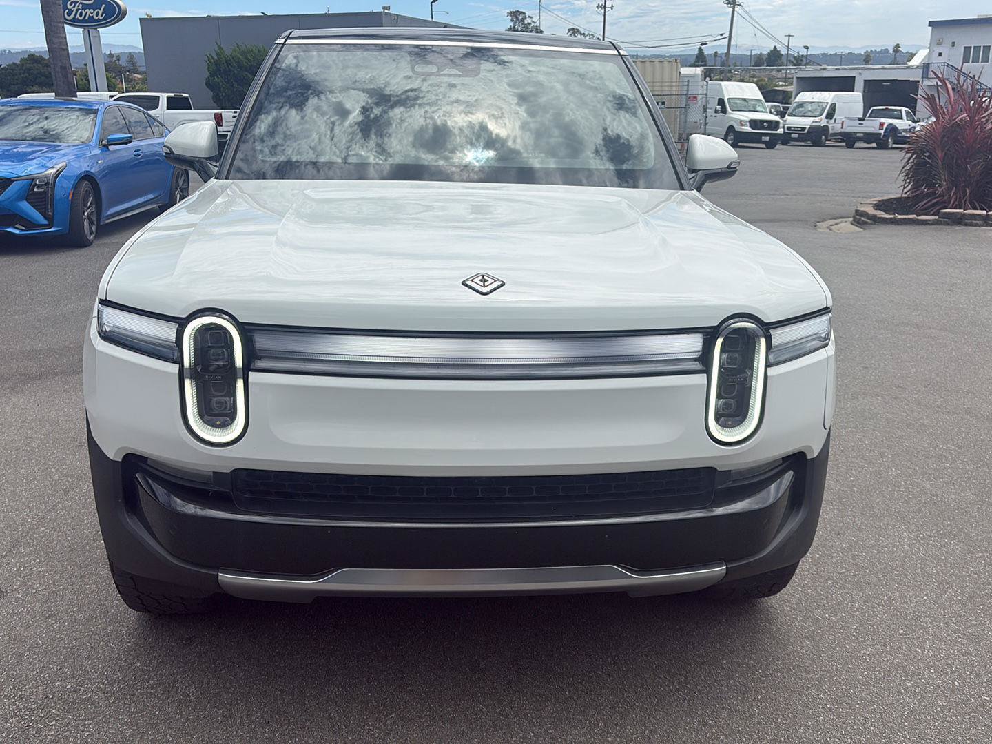 Used 2026 Rivian R1S Adventure AWD/4WD image 10
