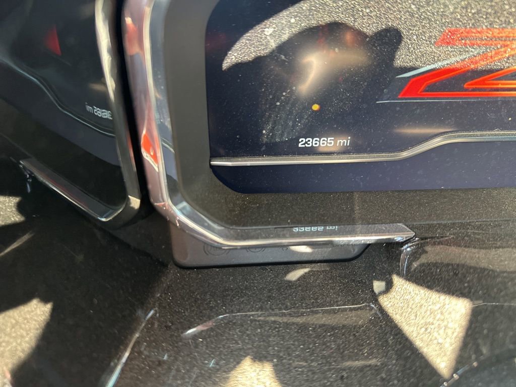 Certified 2025 Chevrolet Silverado 2500 LT w/ Z71 Chrome Sport Edition image 6