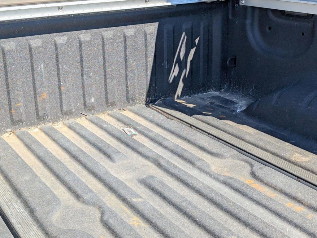 Used 2021 Nissan Titan PRO-4X w/ Pro-4x Convenience Package AWD/4WD image 12