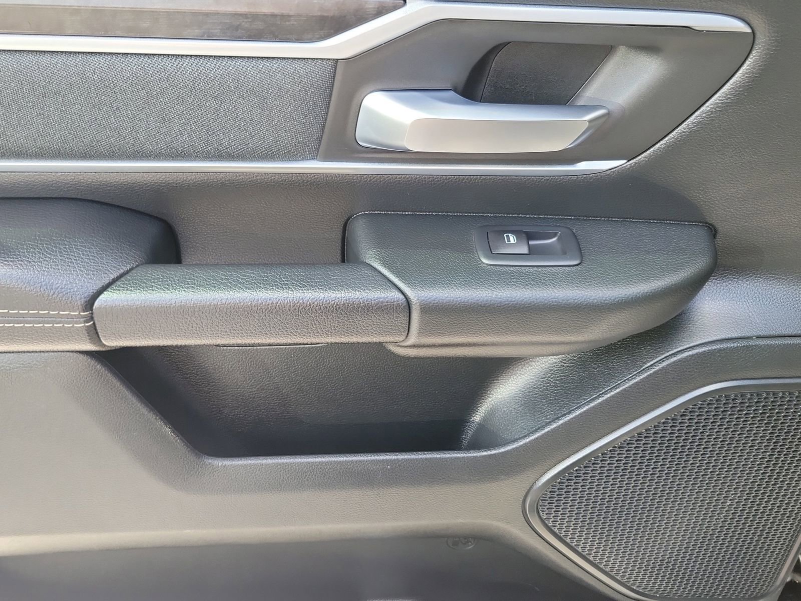 Used 2021 RAM 1500 Big Horn AWD/4WD image 8