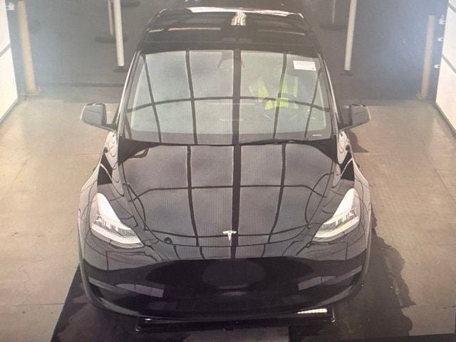 Used 2023 Tesla Model Y Long Range AWD/4WD image 11