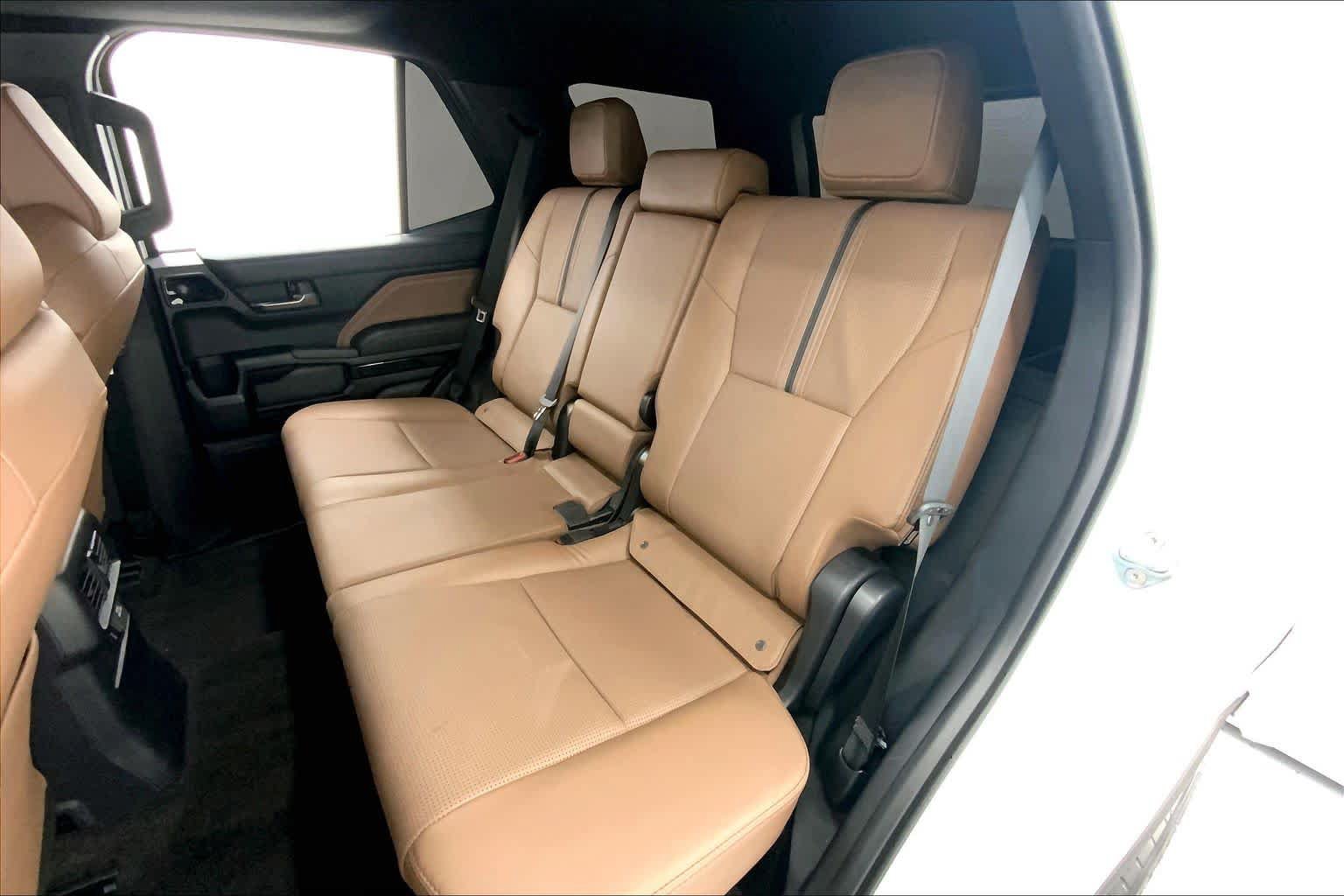 Used 2026 Toyota 4Runner Limited RWD image 17