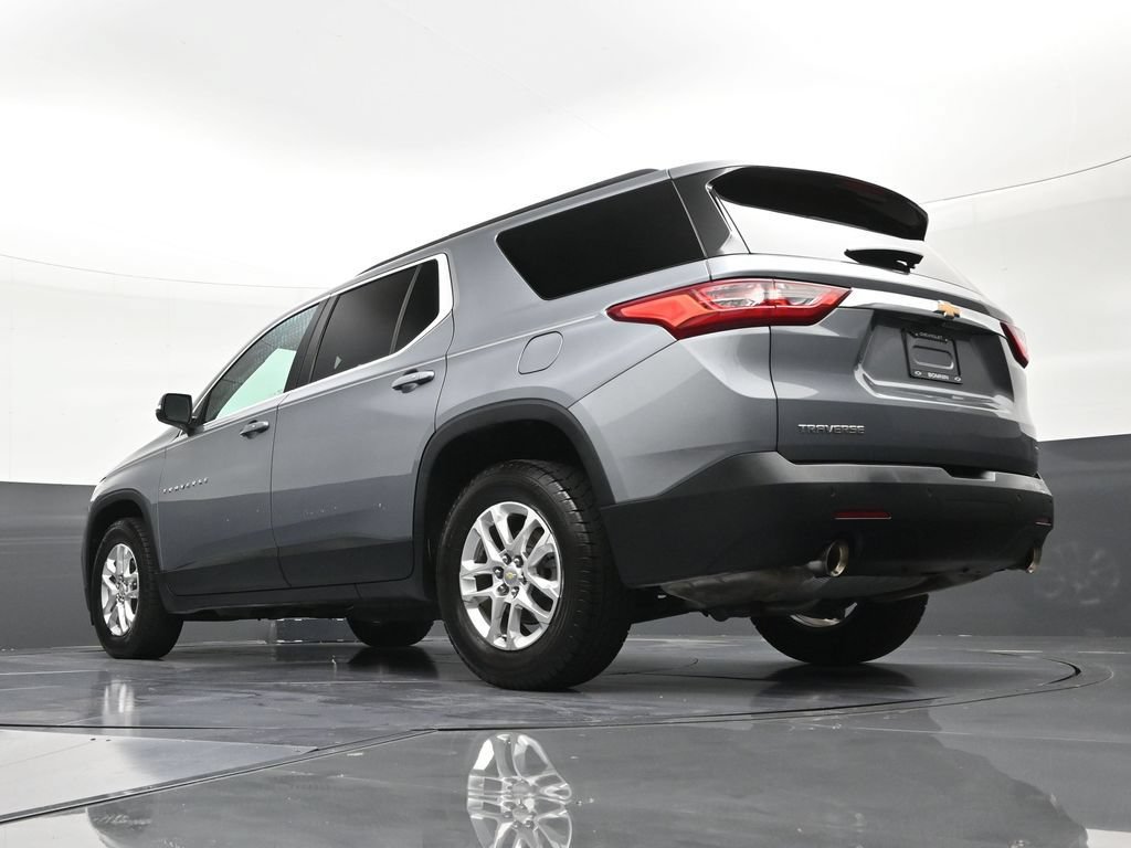 Used 2021 Chevrolet Traverse LT FWD image 22