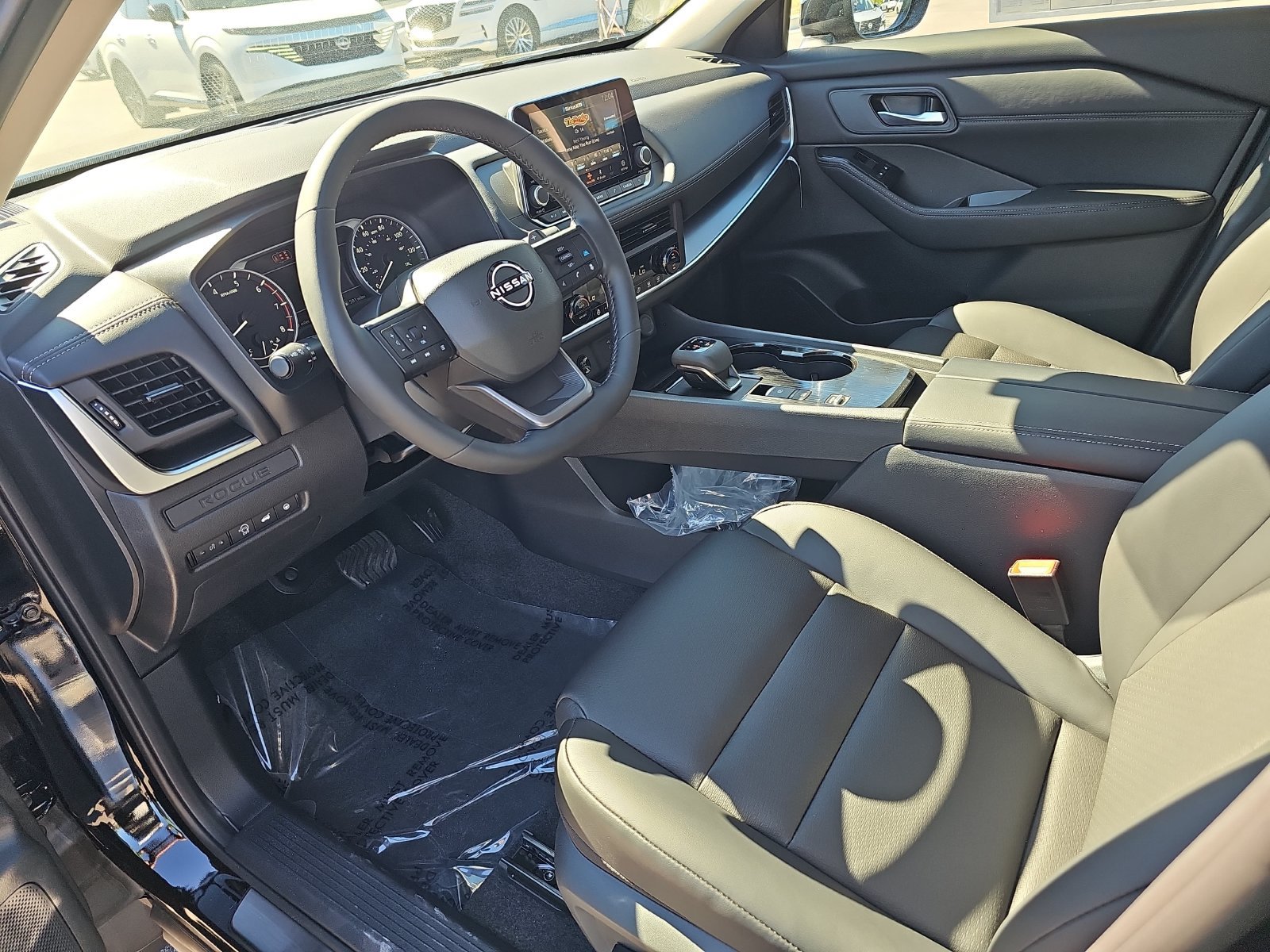 New 2027 Nissan Rogue Dark Armor FWD image 20