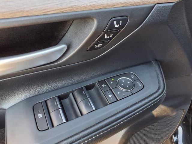 Used 2024 Toyota Grand Highlander Platinum image 10