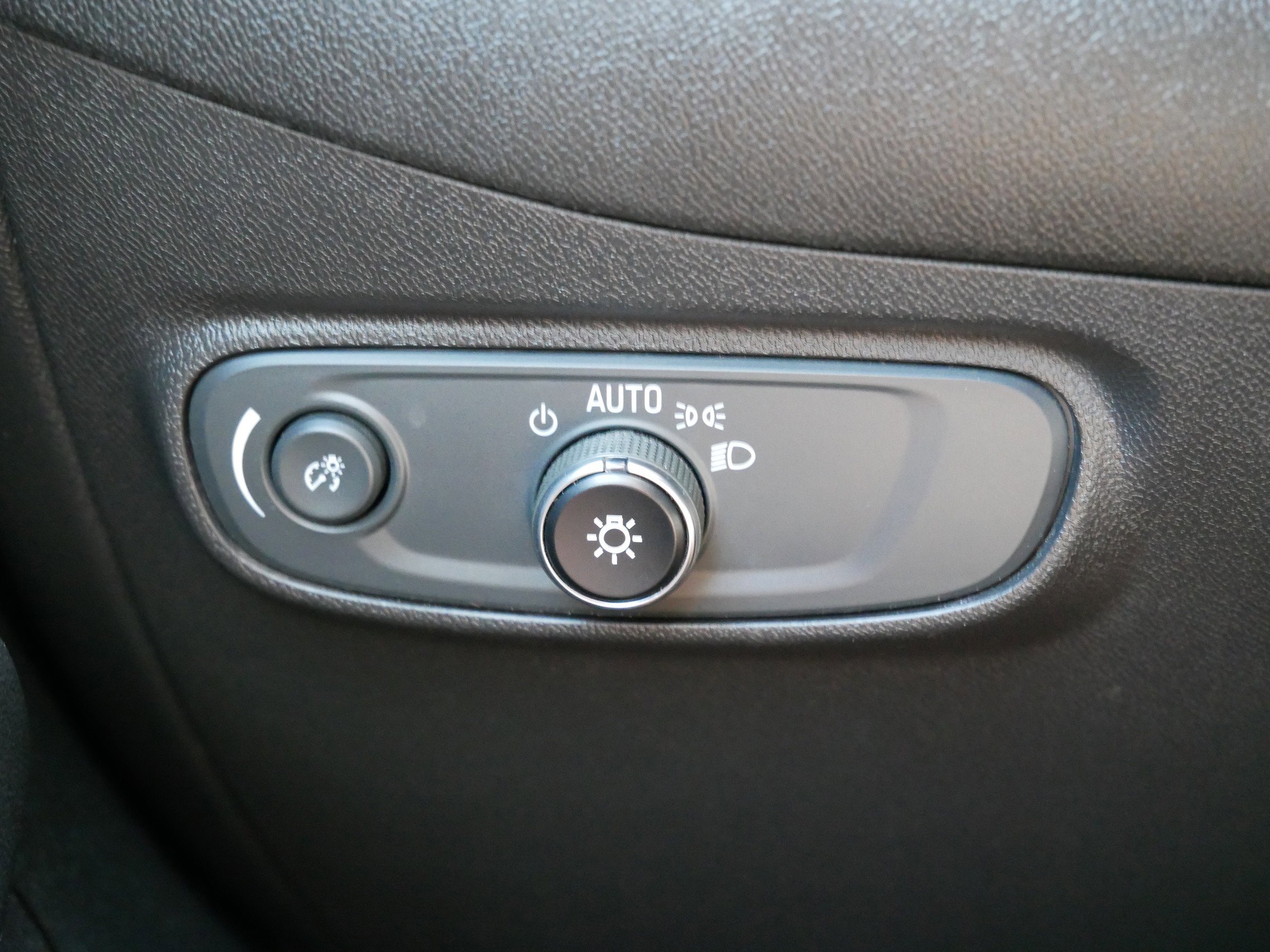 Used 2022 Chevrolet Equinox LT image 22