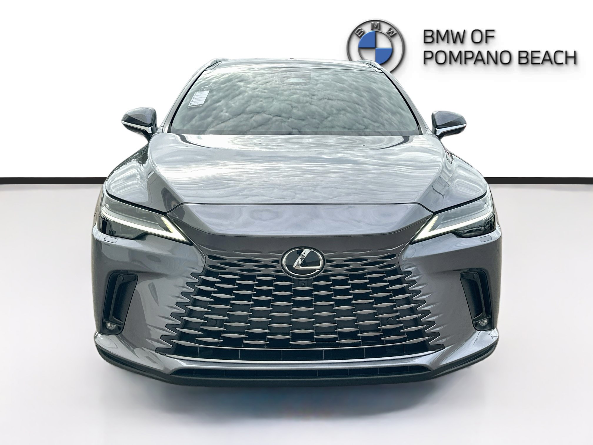 Used 2023 Lexus RX 350 FWD w/ Cold Area Package image 2