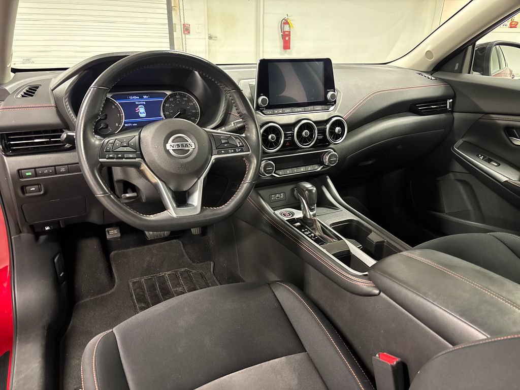 Used 2022 Nissan Sentra SR w/ Electronics Package FWD image 25