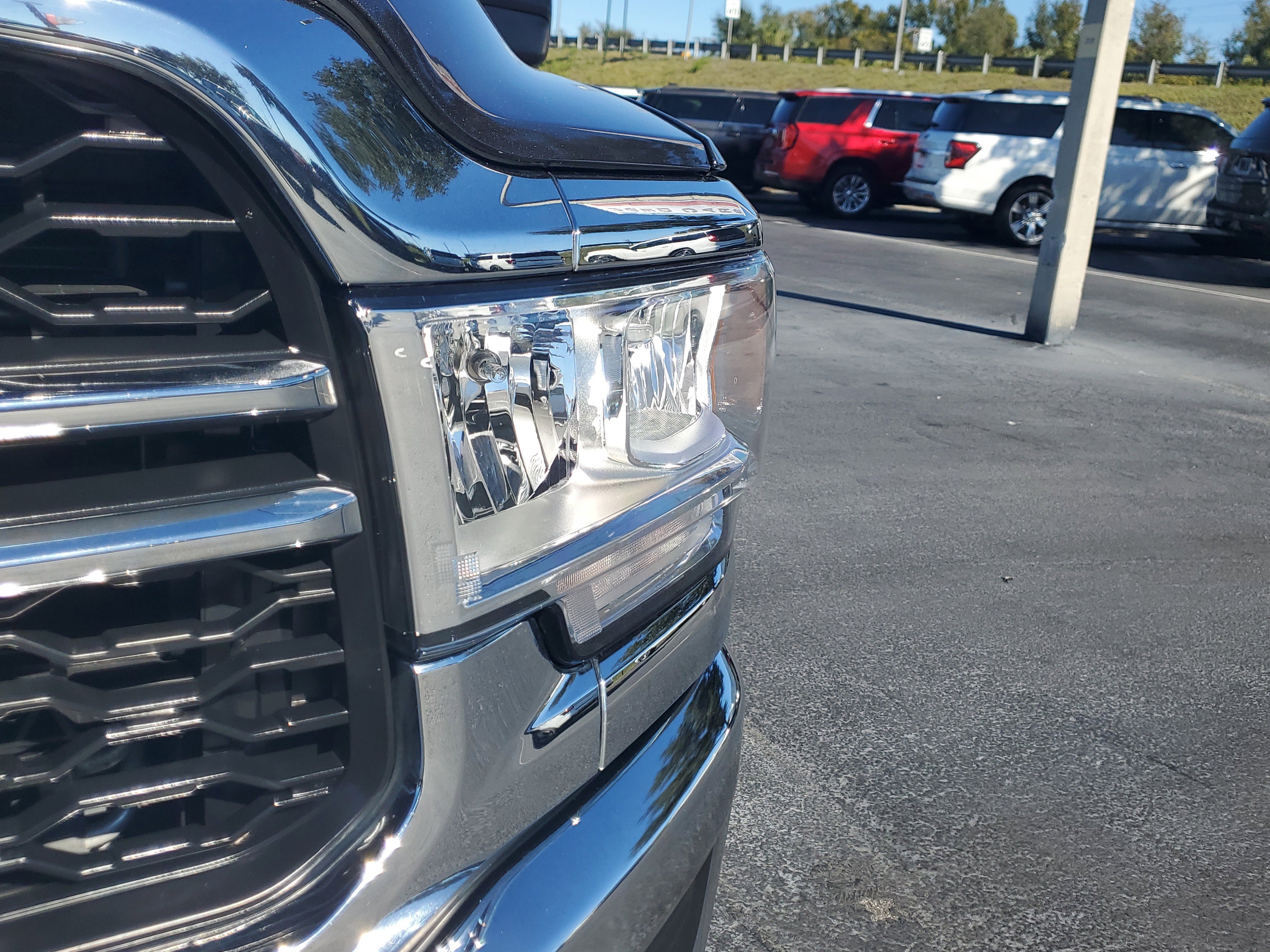 Used 2023 RAM 3500 Tradesman image 3