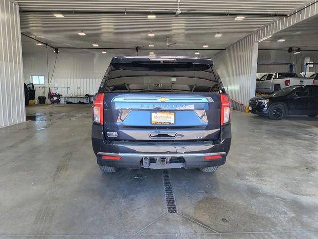 Used 2022 Chevrolet Suburban LT w/ Luxury Package AWD/4WD image 7