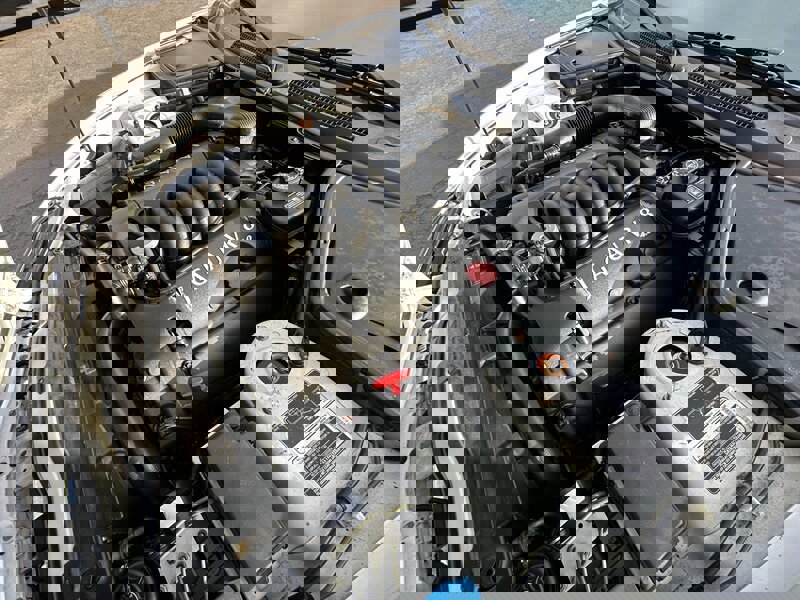 Used 2000 Jaguar XK8 Convertible image 11