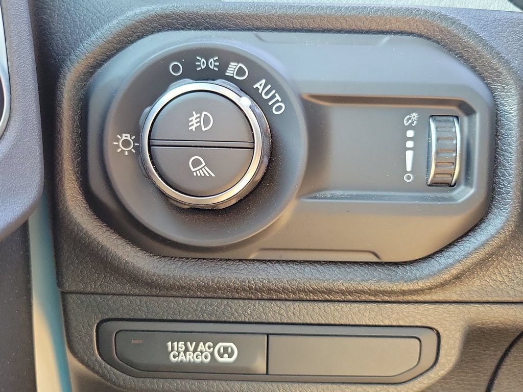 Used 2024 Jeep Gladiator Sport AWD/4WD image 25